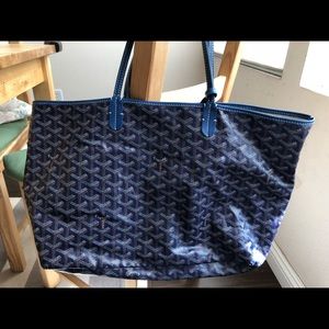Goyard blue pm size